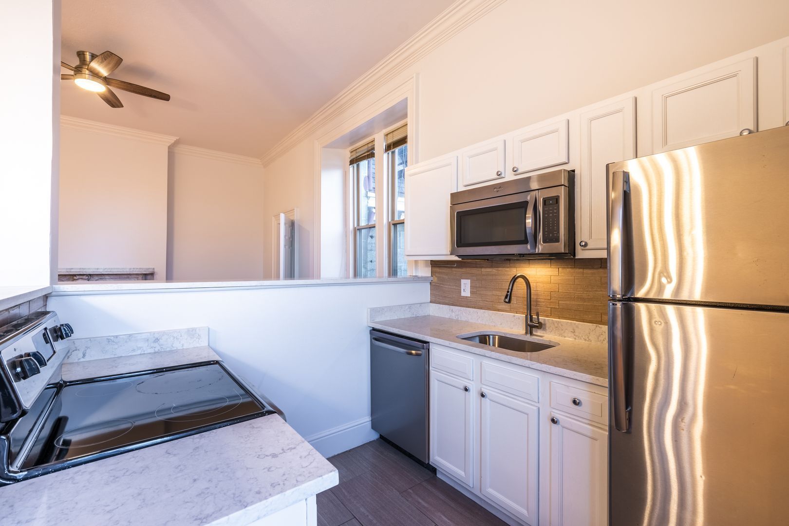 1516 Warren St unit 6 – photo 5