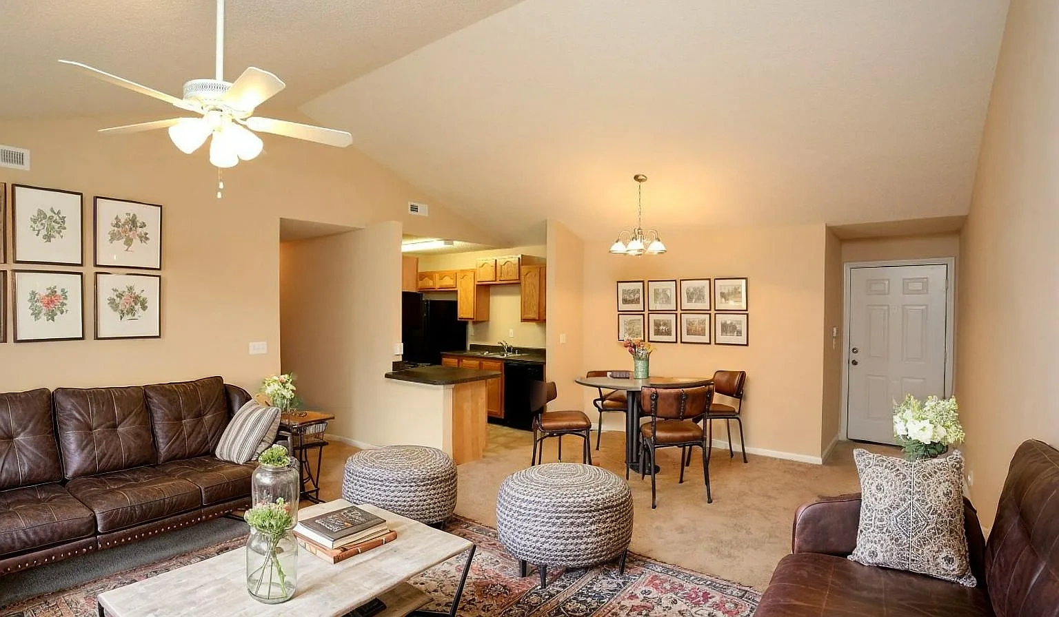 Austin Park Apartments – photo 2