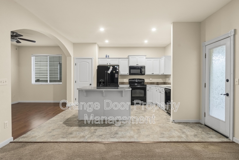 2306 165th St E – photo 2