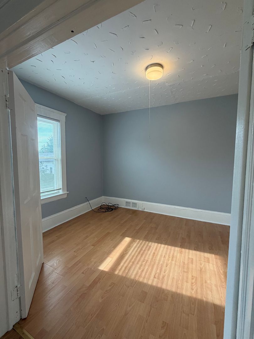 3543 W 50th St unit Up – photo 4