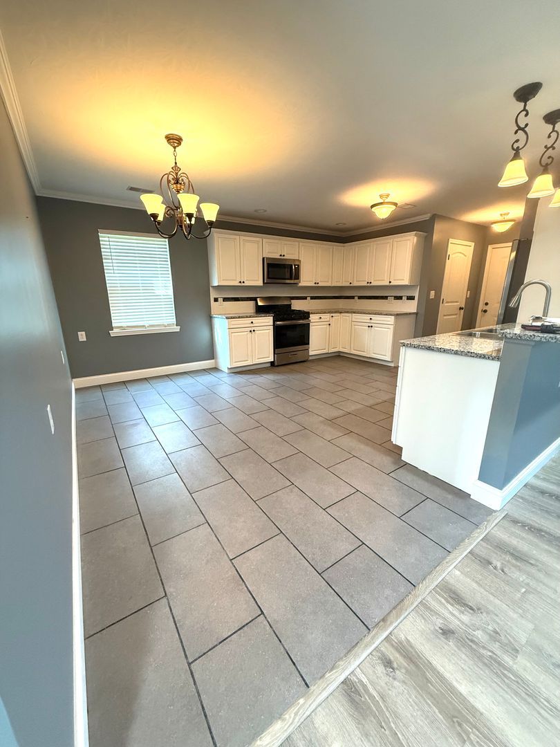 416 Elm St – photo 4
