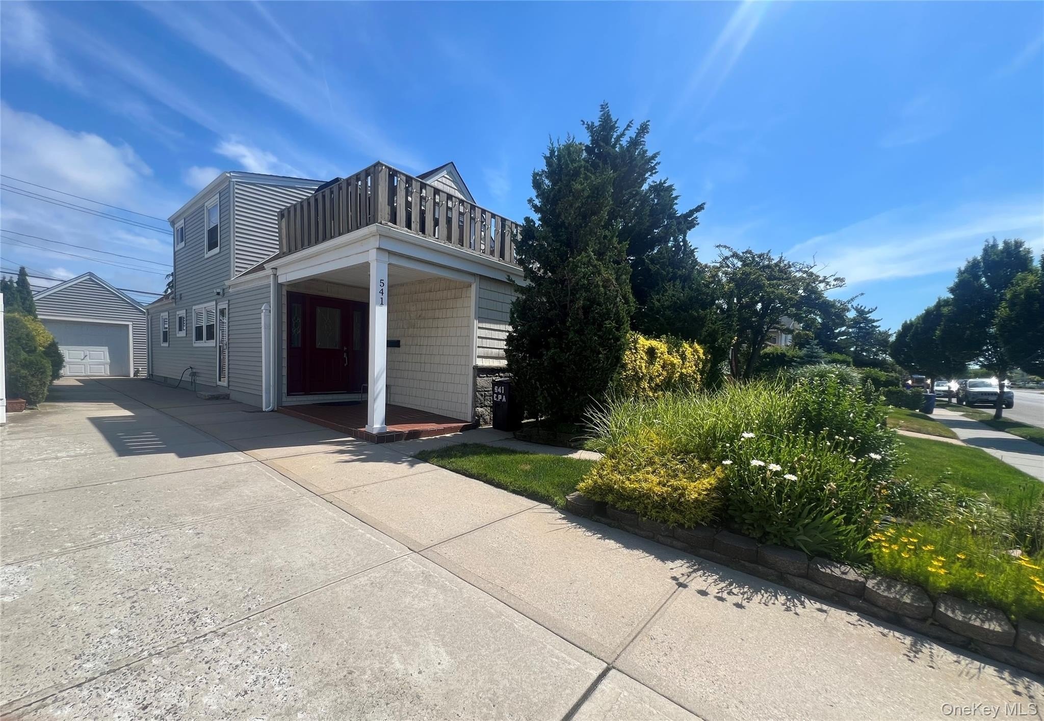 541 E Park Ave #1ST – photo 2