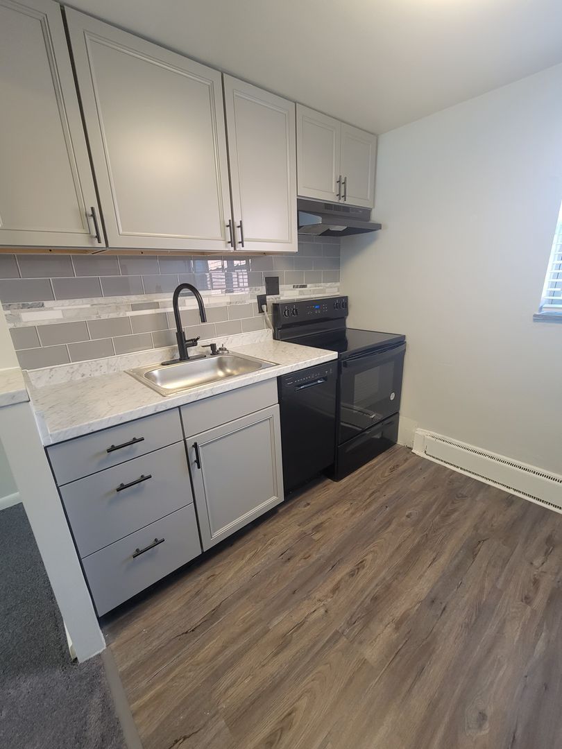 3 Marhoefer Dr – photo 2