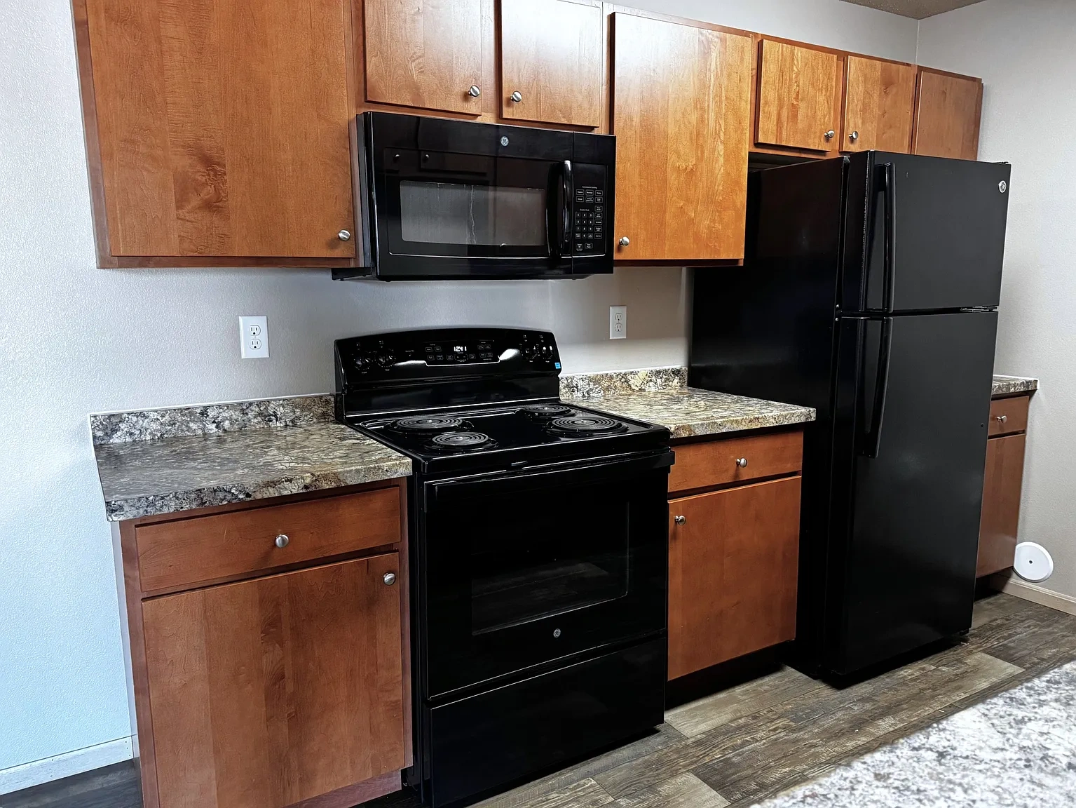 Oakview Apartments 1410 – Floor plan