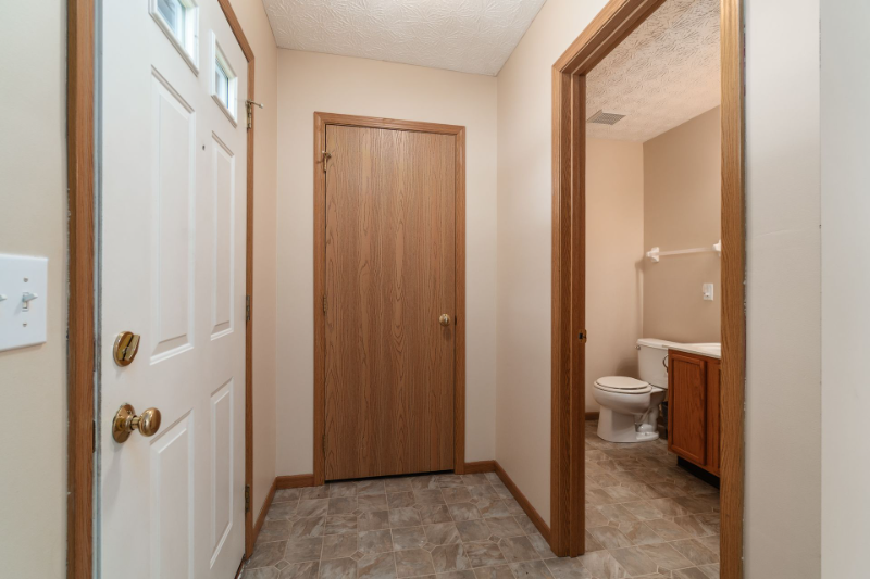 135 Saratoga St – photo 5