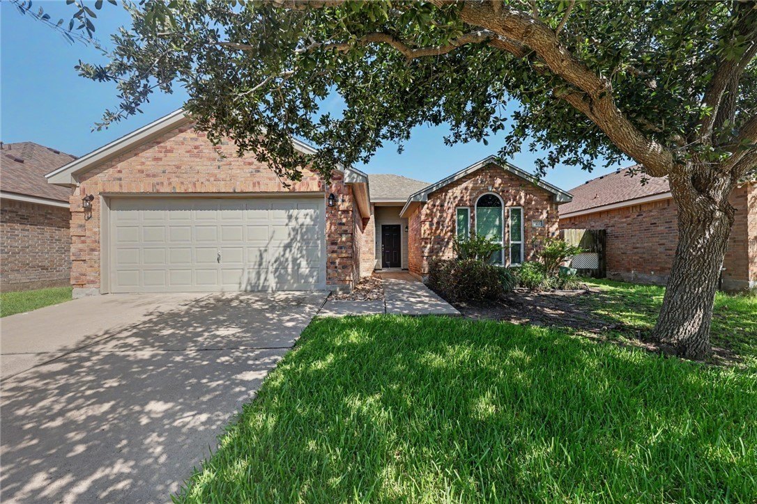 1111 Meadowbrook Dr – photo 1