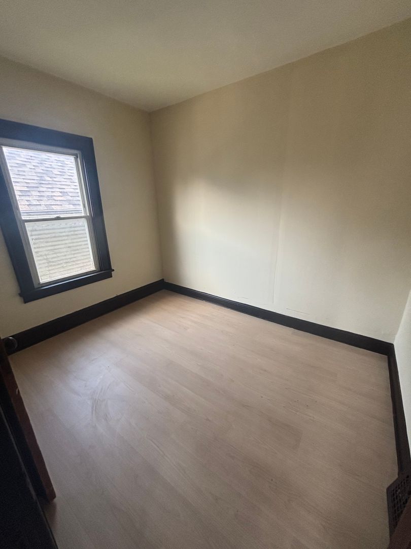 2109 W 11th St unit 2113 w 11 Unit 6 – photo 2