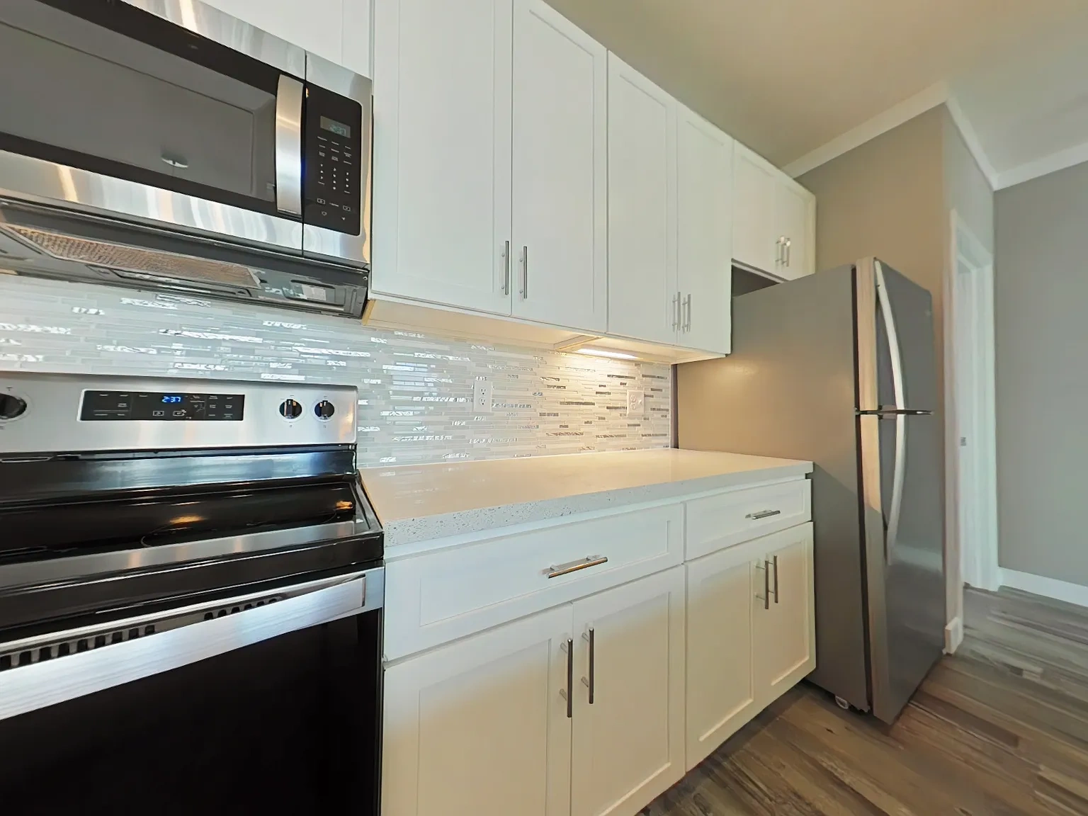 Element of Oakwood – photo 1