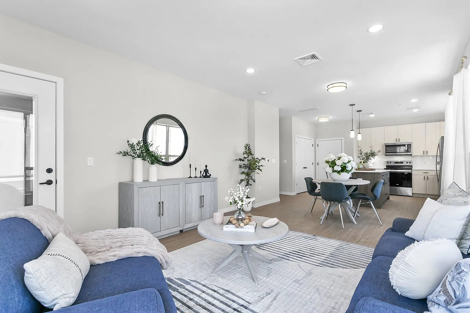 Triton Square Apartments – photo 5