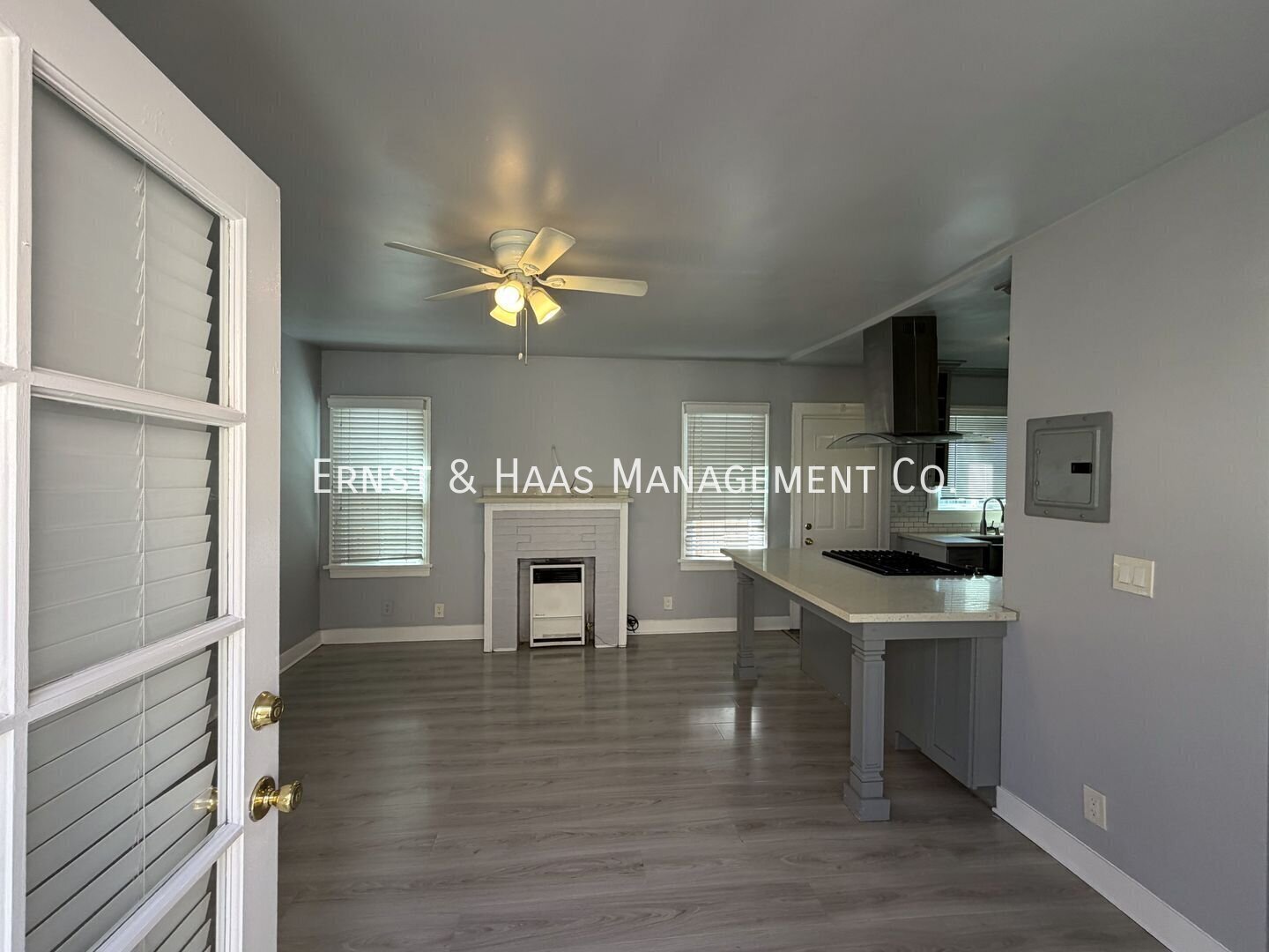 1119 St Louis Ave – photo 4