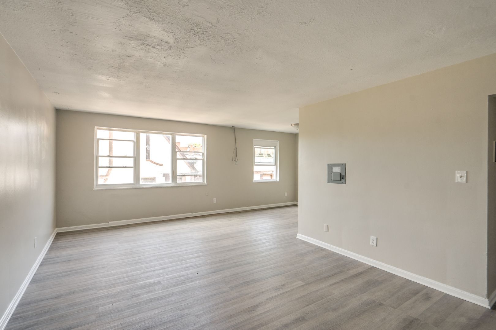 2885 Hampton Rd unit Hampton 103 – photo 4
