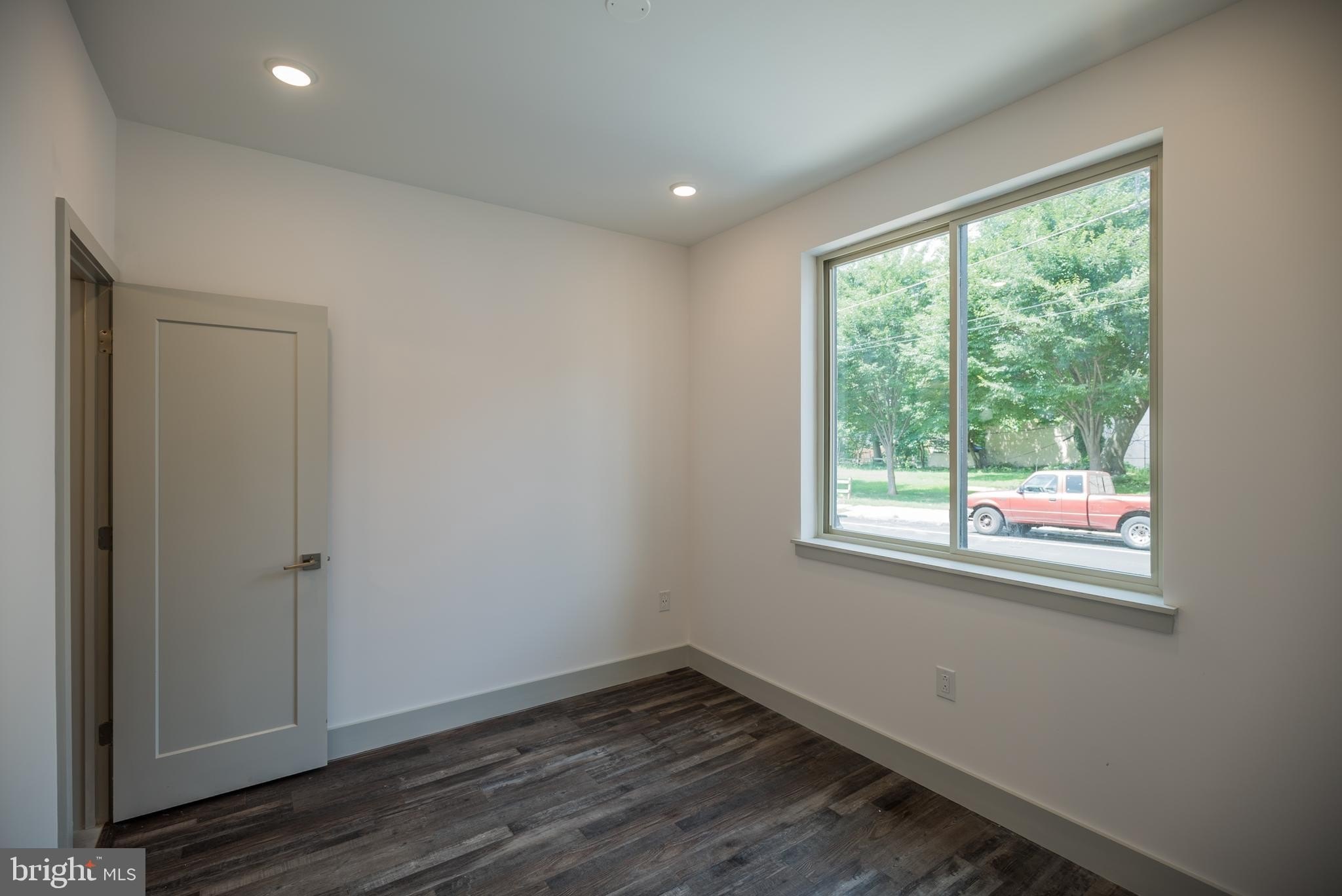 3716 Haverford Ave #1R – photo 4