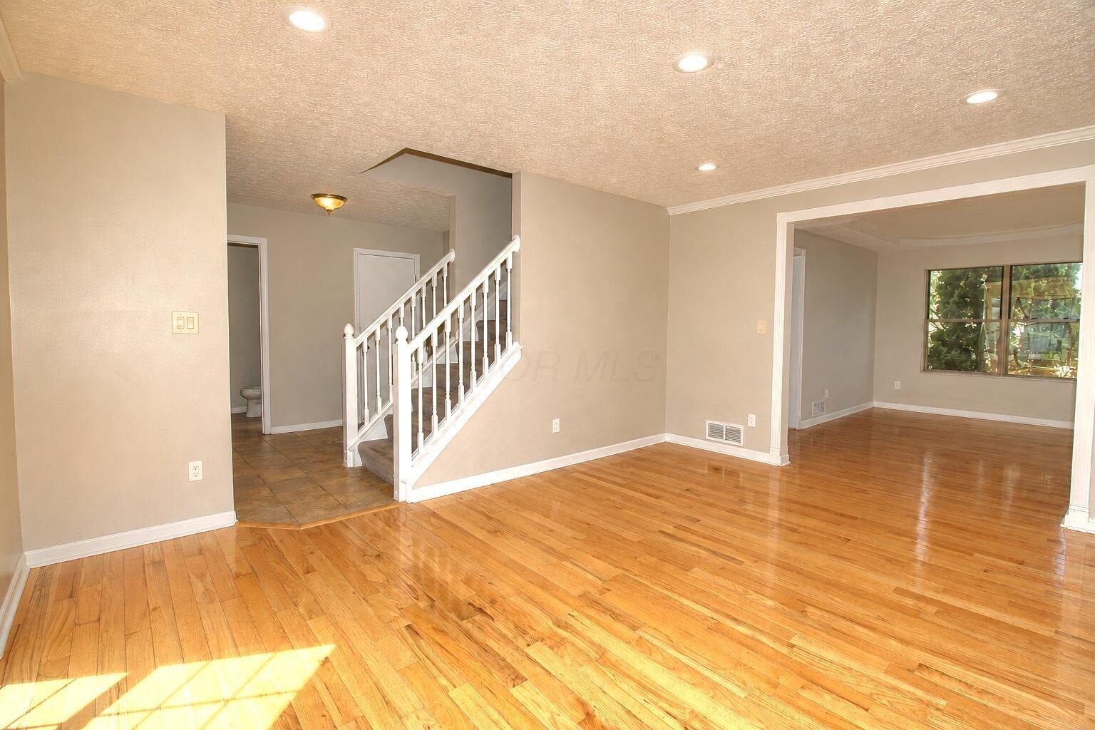 2515 Pressman Dr – photo 5
