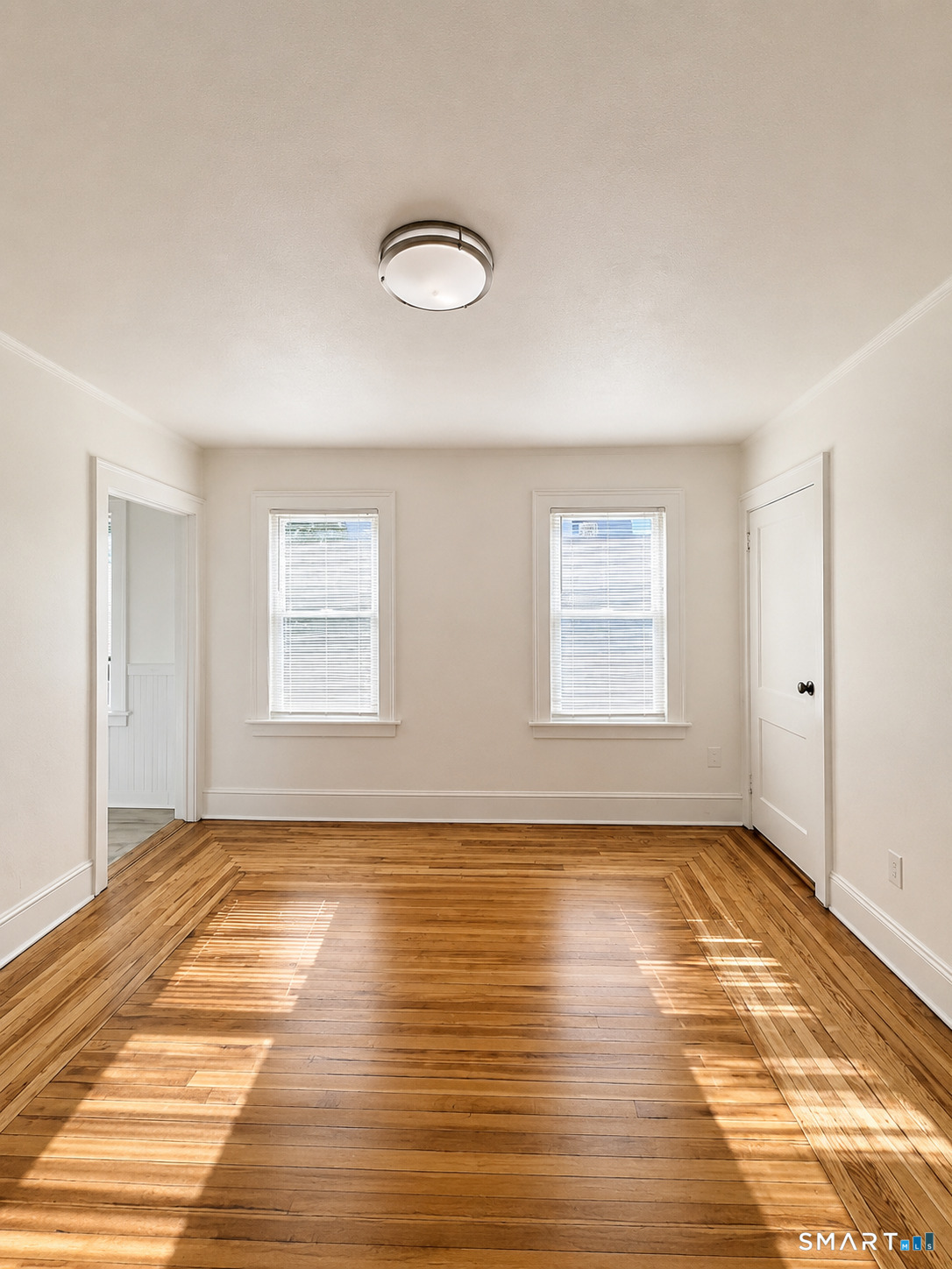 49 Henry St unit 3 – photo 5