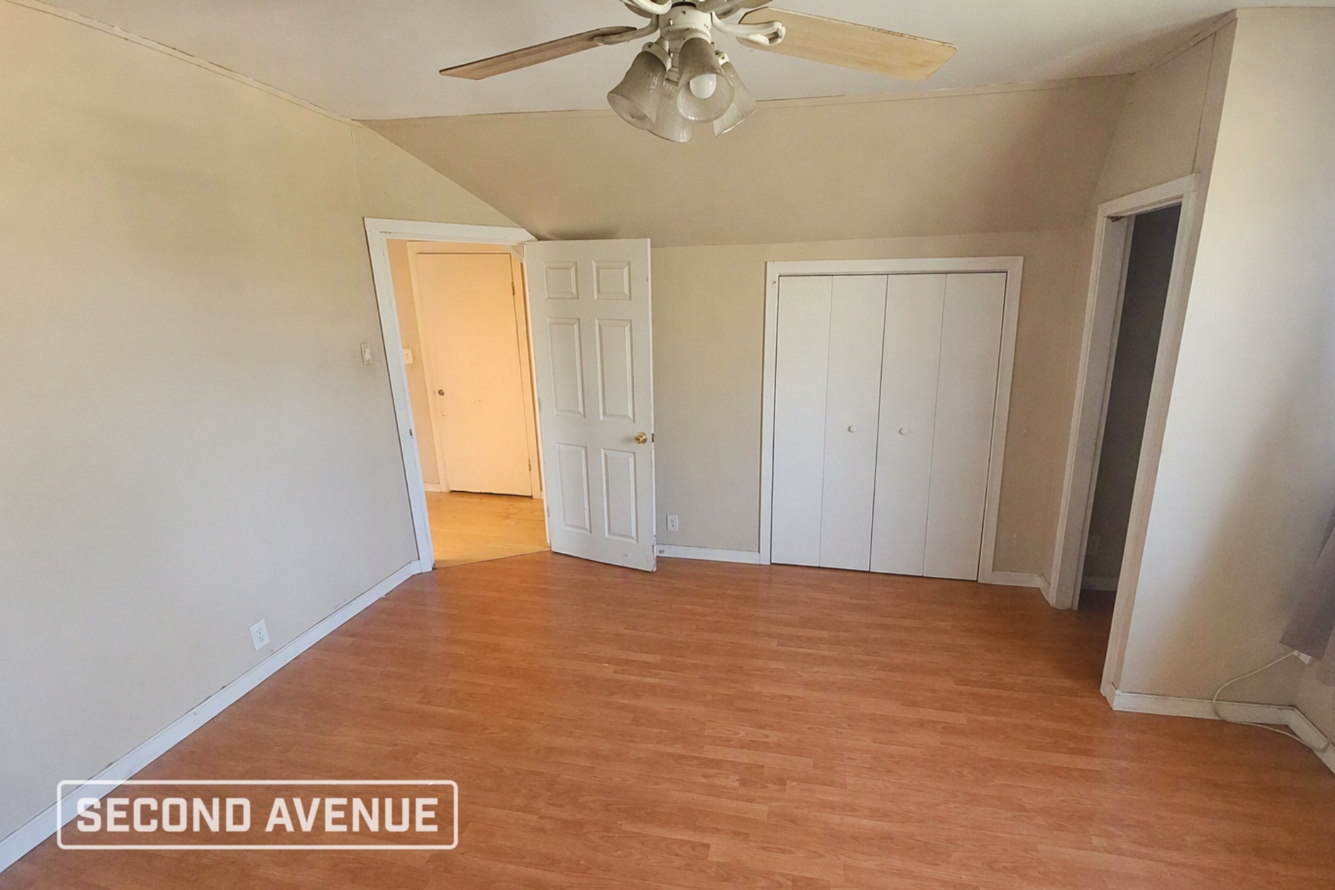 2426 E 24th St – photo 4