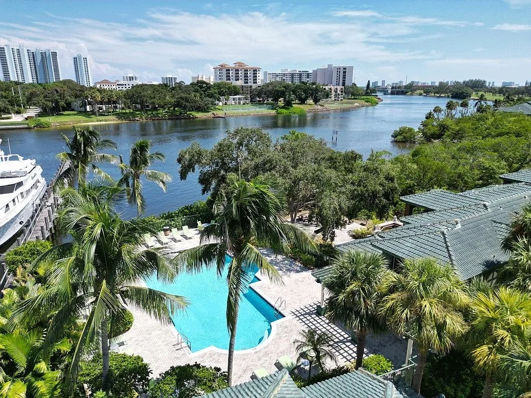 Sanctuary Cove Apartments – photo 3