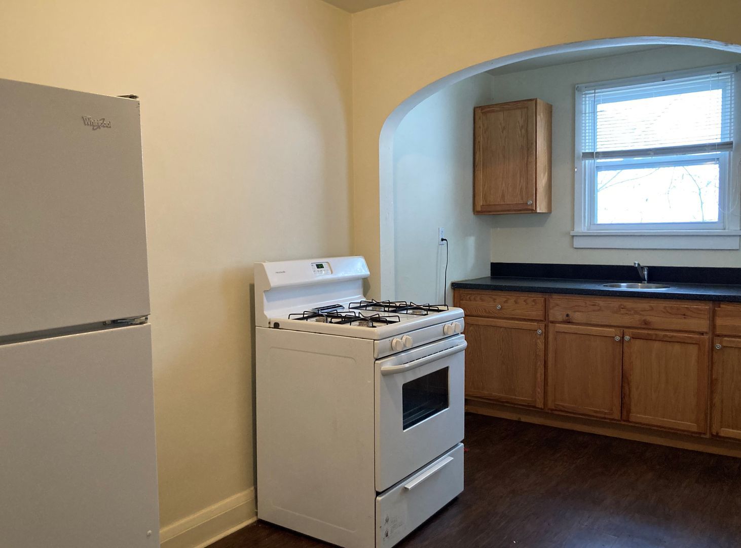 7338 Whipple St unit 7338 Whipple Street - Apt 10 – photo 5
