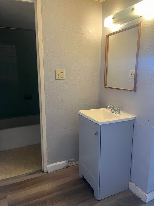 111 S Summit St unit 204 – photo 2