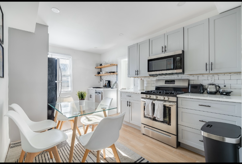 12 W 52nd St unit 2 – photo 5