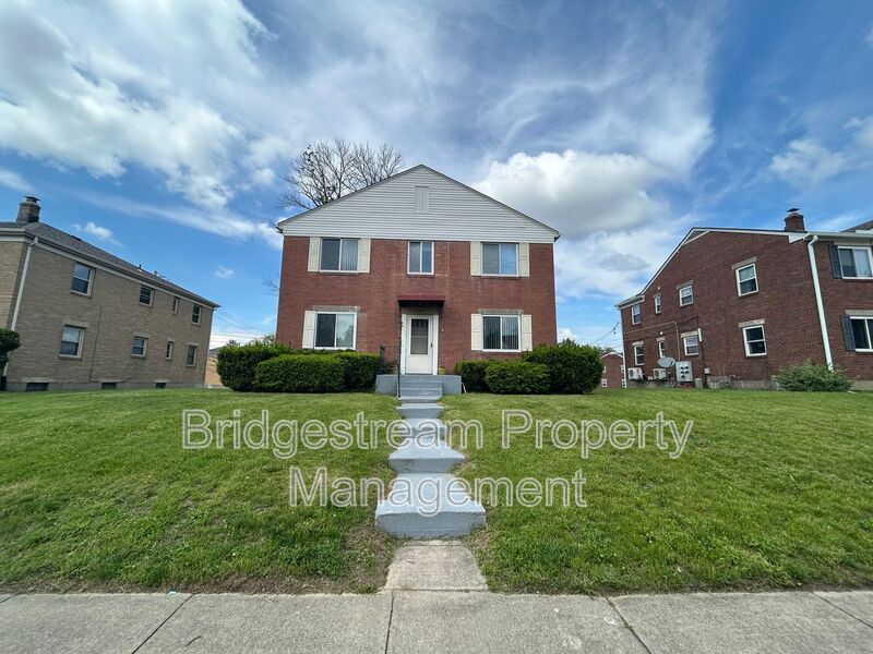 1549 Old Ln Ave unit 1 – photo 1
