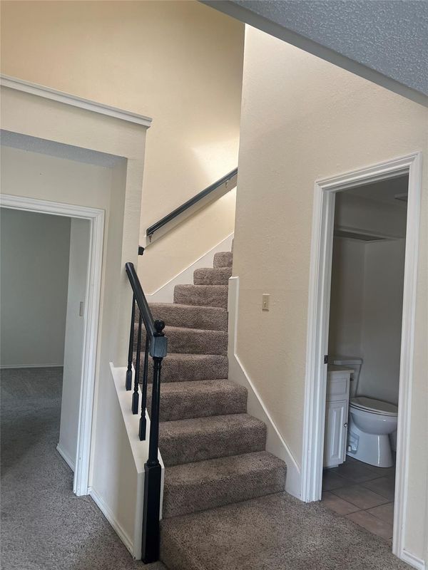 1 Lakeway Dr unit A – photo 2