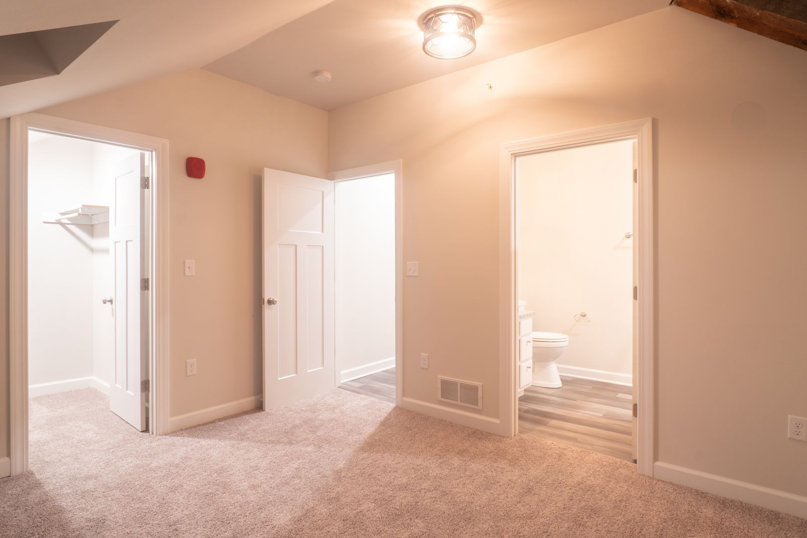 812 50th St unit 204 – photo 3