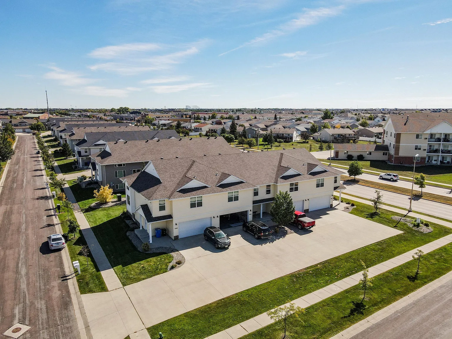 Evelyn Acres Townhomes – photo 1