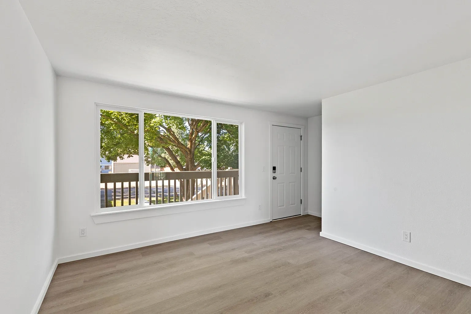 Greenwood Apartments – photo 5