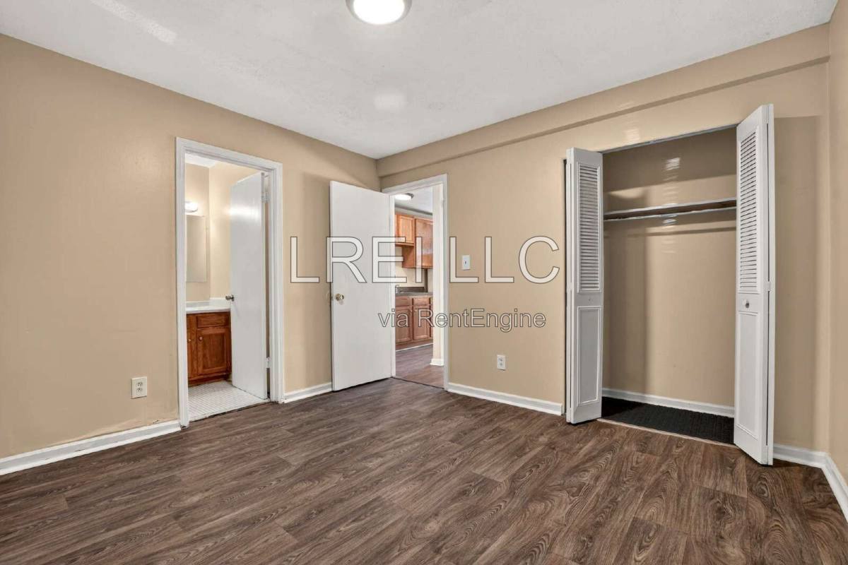 4311 Norbrook Dr unit 3 – photo 5