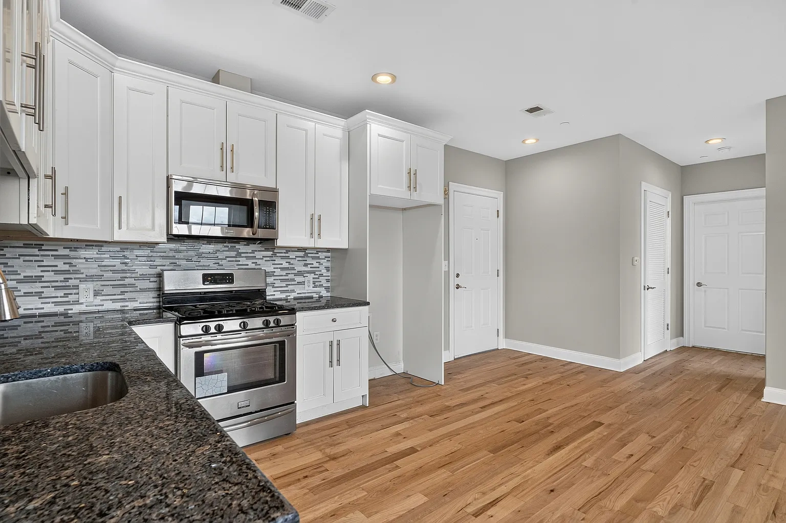 Buffalo & Main LLC – photo 5