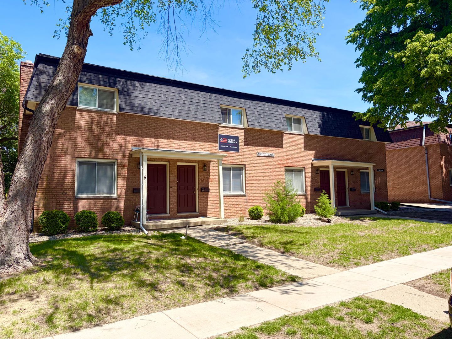 1620 Bryan St unit D – photo 1