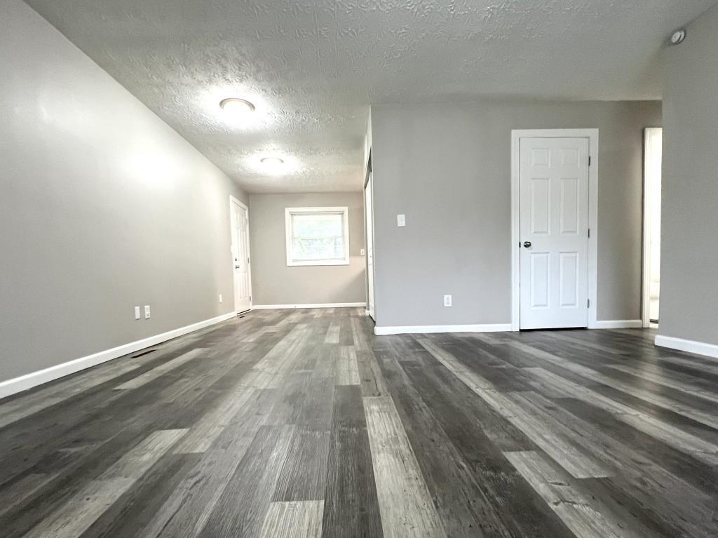 77 Brookhaven Dr – photo 4