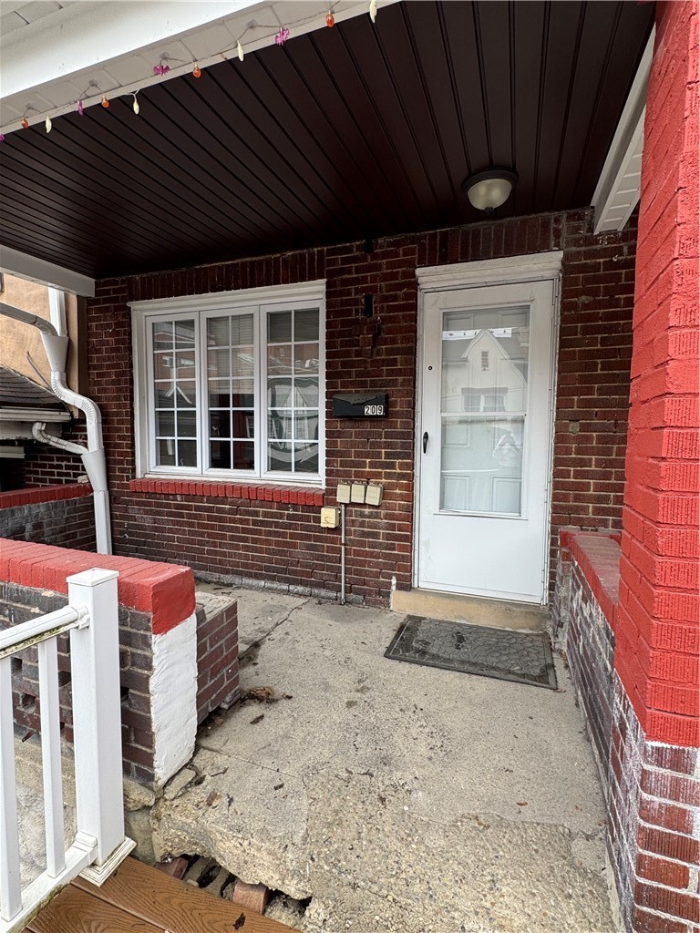 209 Chesterfield Rd – photo 2
