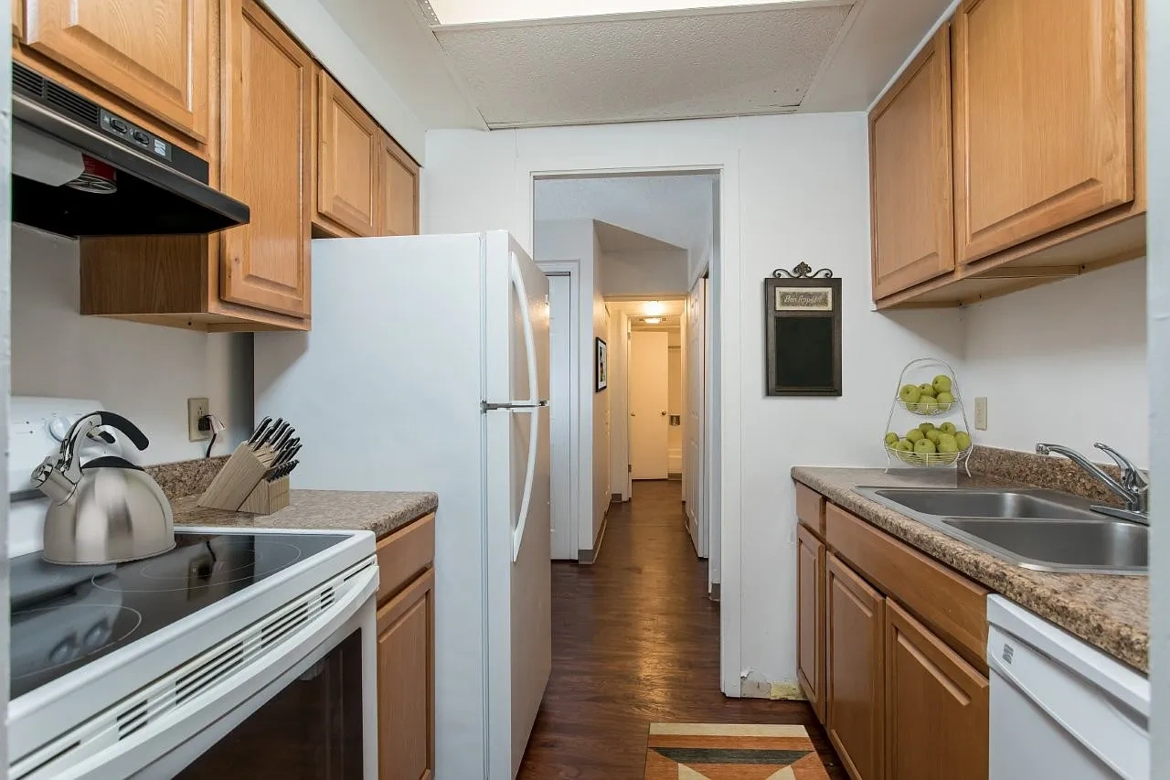 Park Guilderland Apartment Homes – photo 3