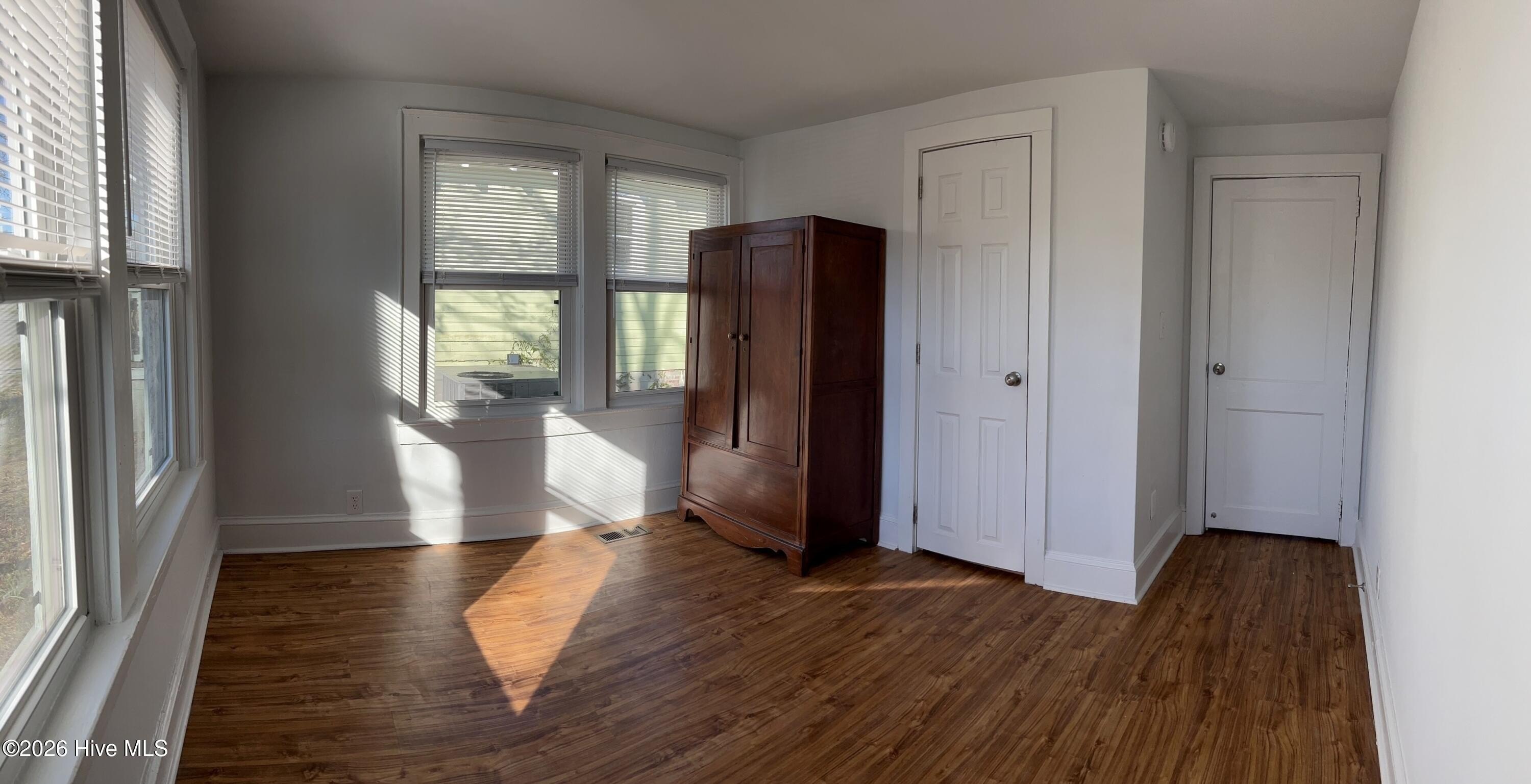 249 N Carolina Ave – photo 4