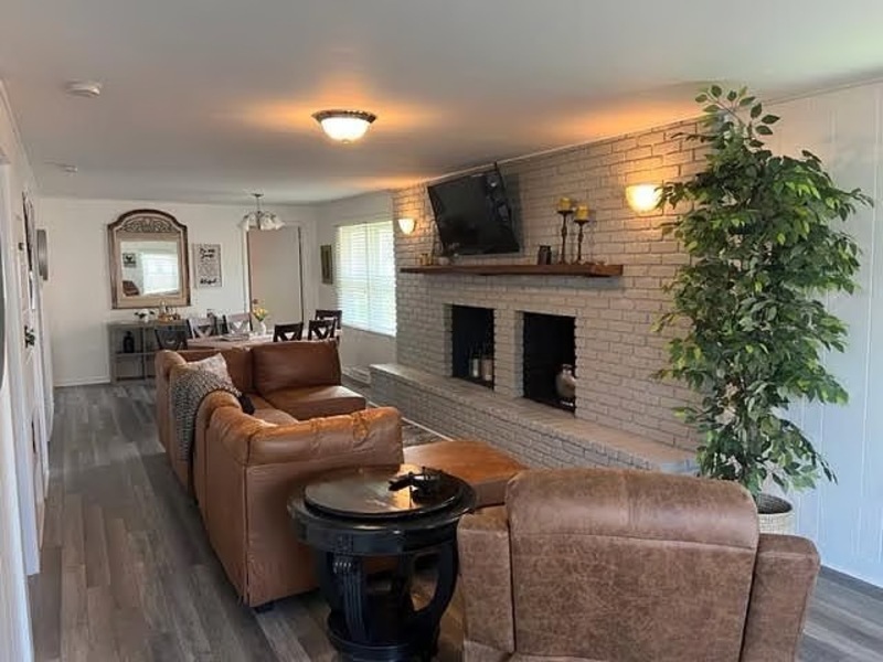 1205 N Park Ave – photo 1