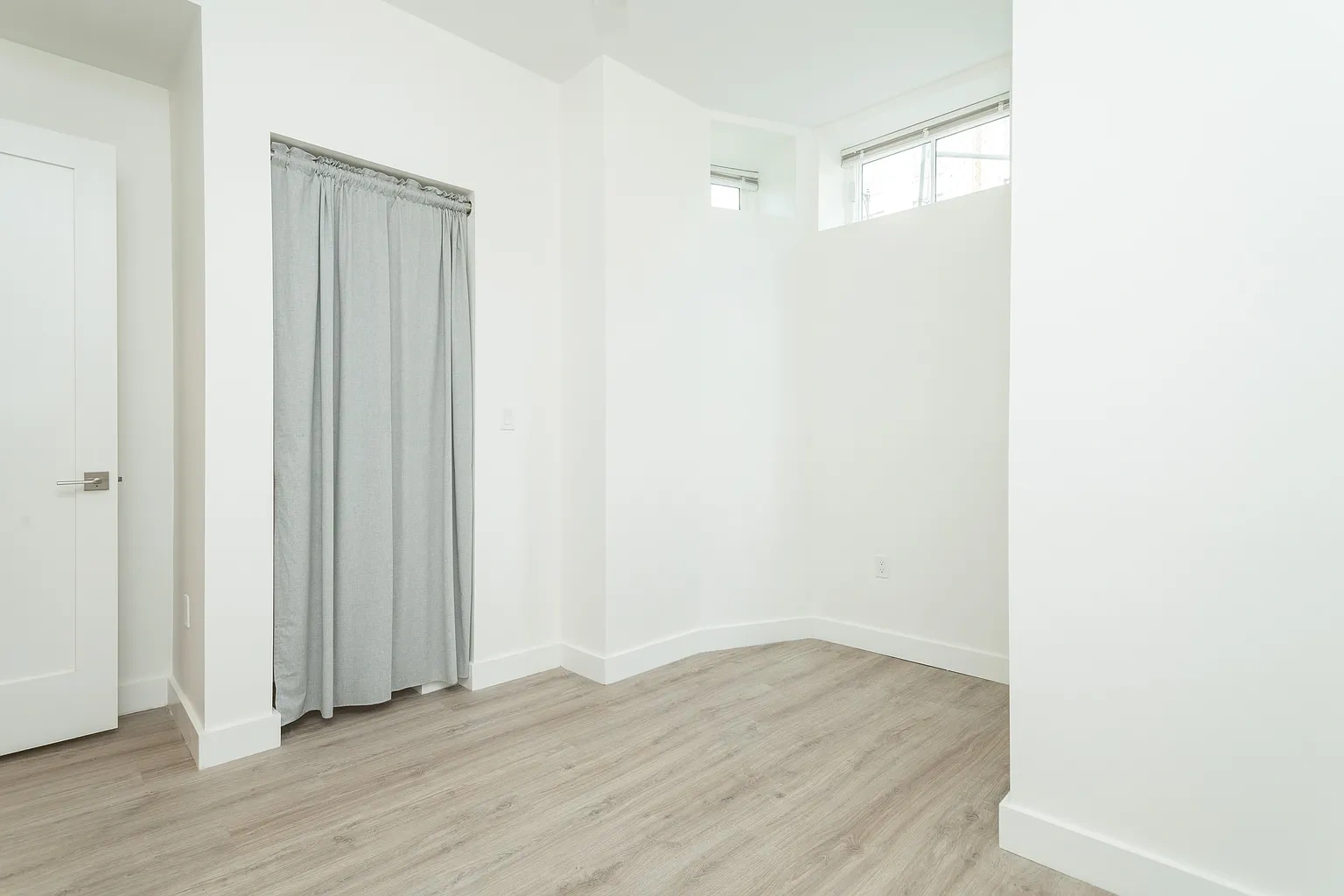 Longwood Row – Floor plan