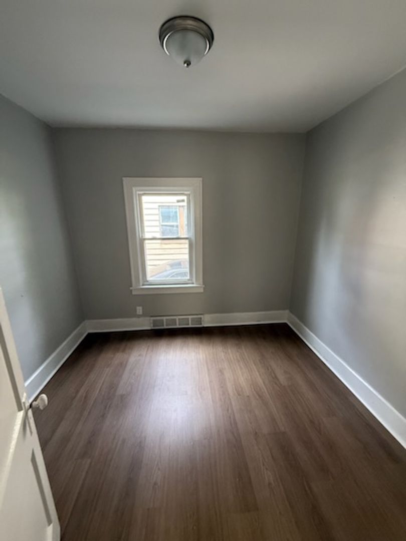 2793 E 125th St unit Lower – photo 5
