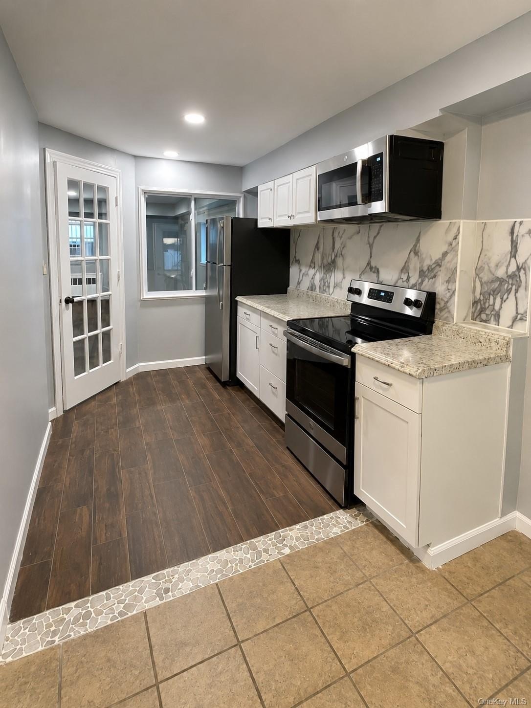 16 Frank Ave #STUDIO – photo 2