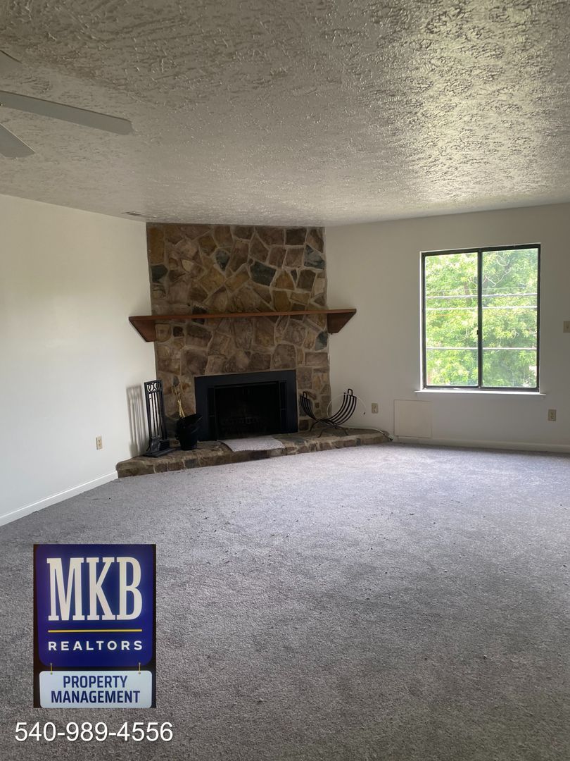 216 Dalewood Ave – photo 4