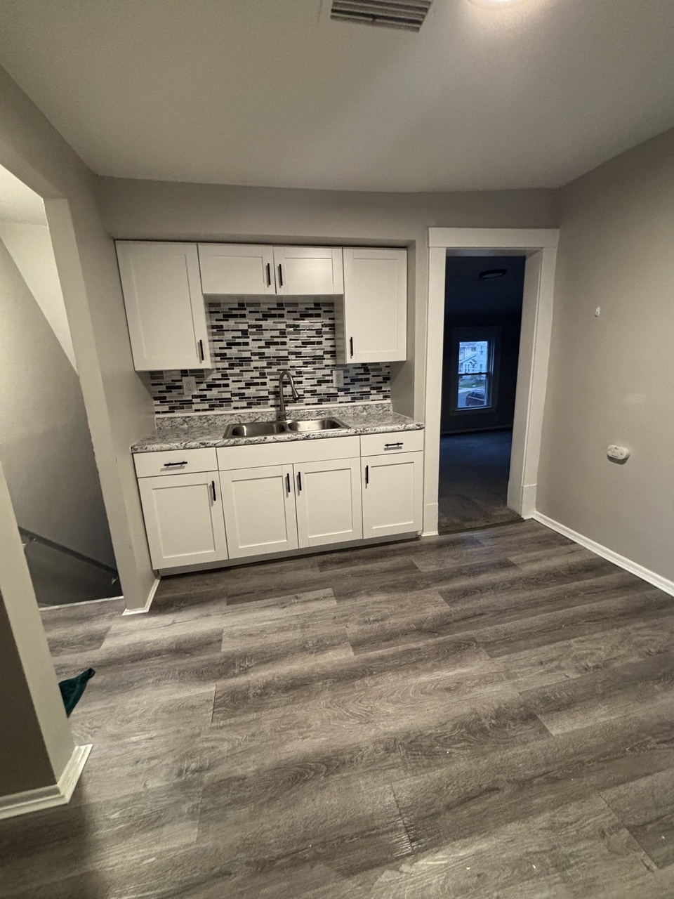 4322 Woburn Ave unit 2 – photo 5