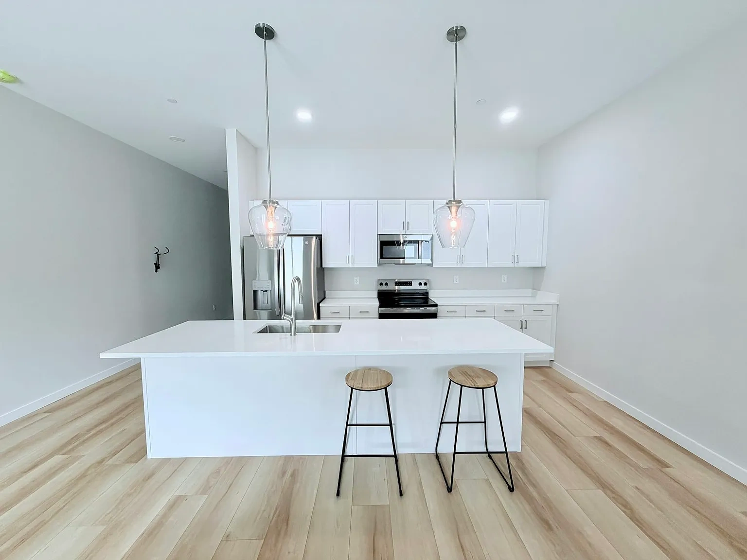 821 16th St N – Floor plan
