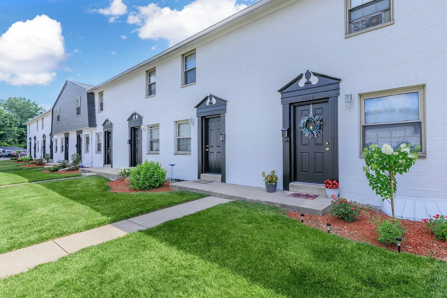 TOWNHOMES AT BLENDON – photo 3