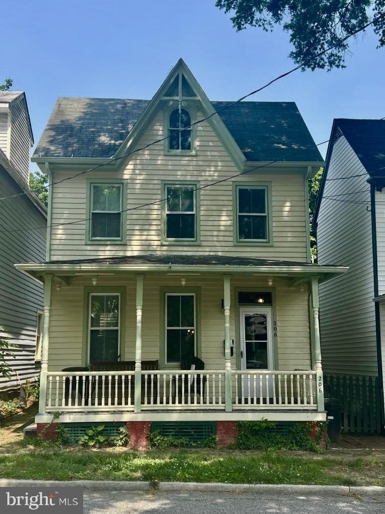 206 N Mill St – photo 1