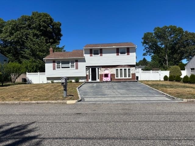 25 Nostrand Ave – photo 1