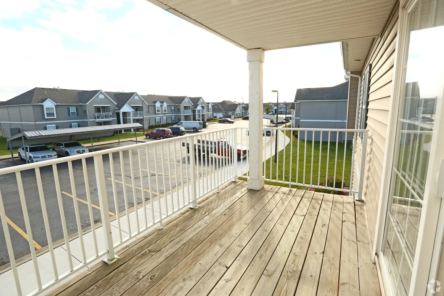 Mapleview Apartments – photo 3