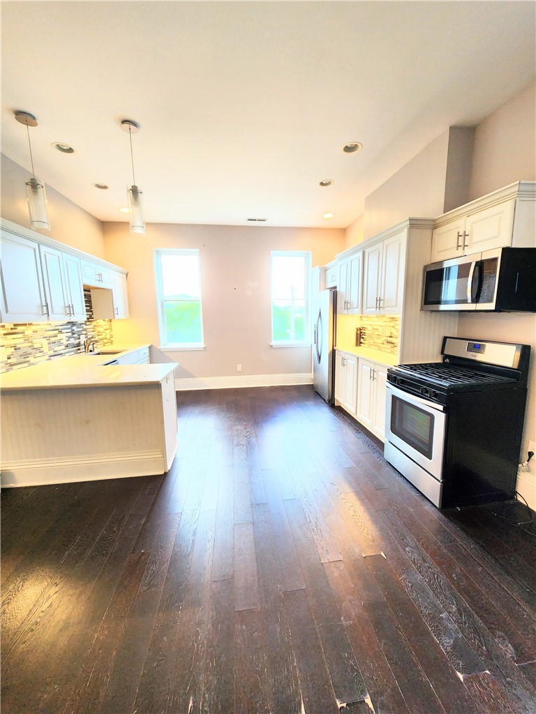6064 Butler St unit 2 – photo 5