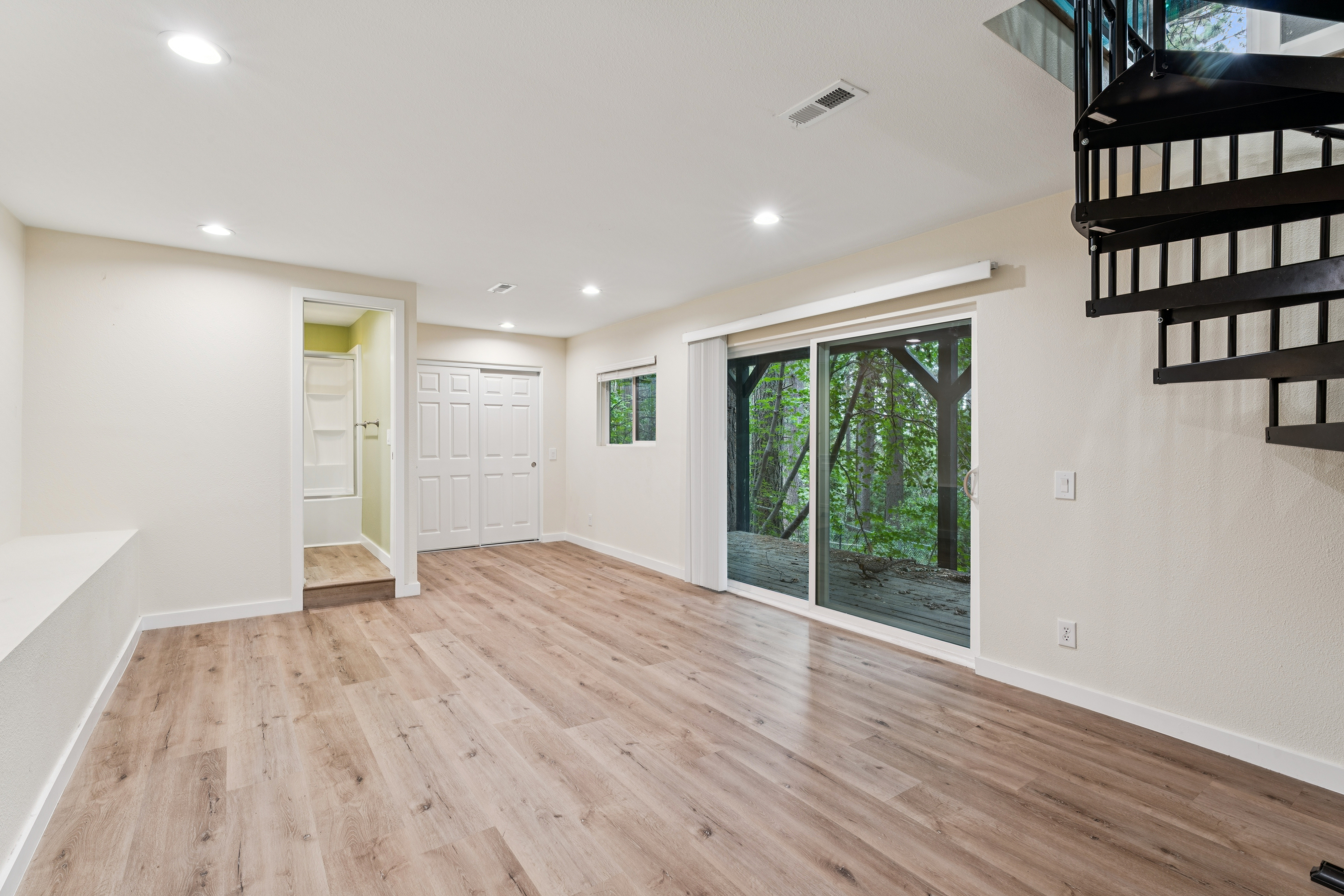893 Sierra Vista Dr – photo 5
