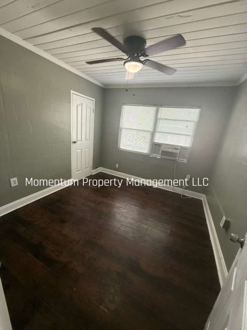 3618 Machado St unit B – photo 5