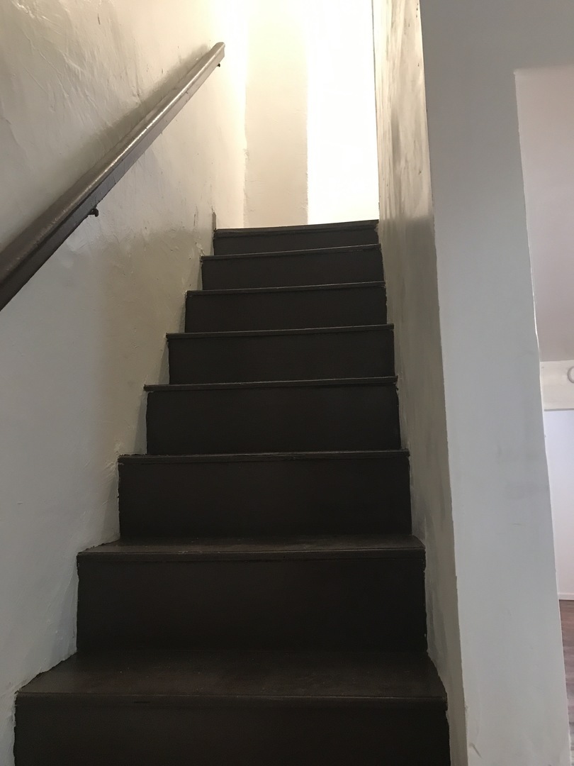 239 S Queen St – photo 5